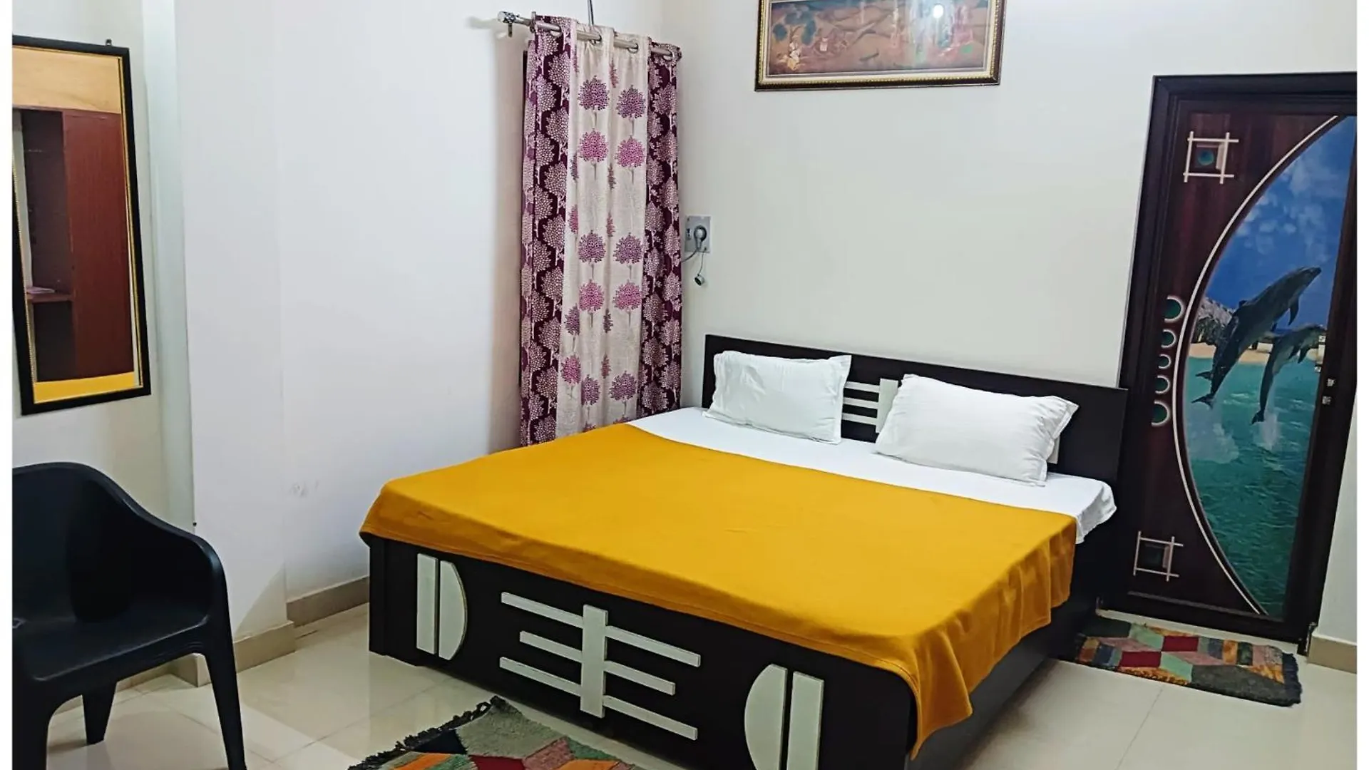 Varanasi Hotel # Varuna Stay Varanasi Near Varuna River And Kashi Vishwanath Temple -Restaurant & Parking Facilities Wifi Service - A Premium Hotel In Varanasi